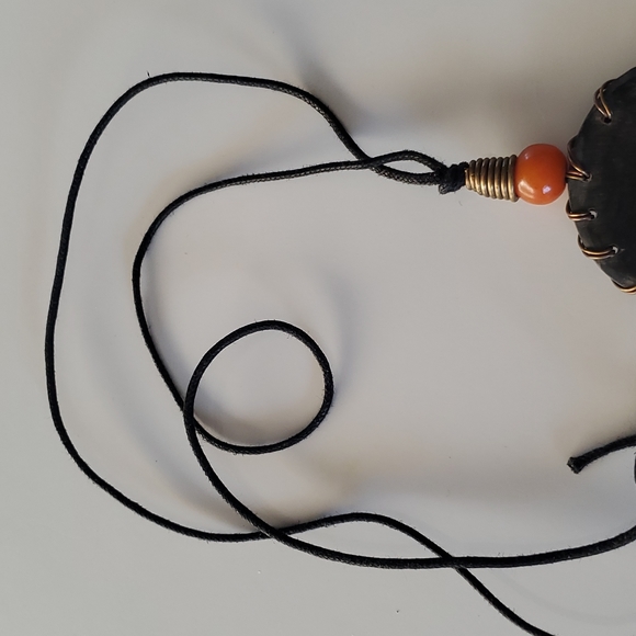 Boutique Simple Cable Rope and Dark Grey Stone Accent Fashion Necklace - Picture 4 of 5